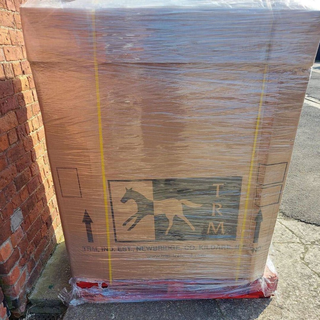 FarmStable's tweet photo. ”Thank you TRM Equine Nutrition for making sure all horses feel their best this season!”  - @Oliver Townend (Official) 
We are so proud to be associated with the FEI Eventing World No.1 Oliver Townend who represents TRM® 🤩

#FarmStable_UK #farmstableuk #TRM_Nutrition https://t.co/yUJPfpLlum