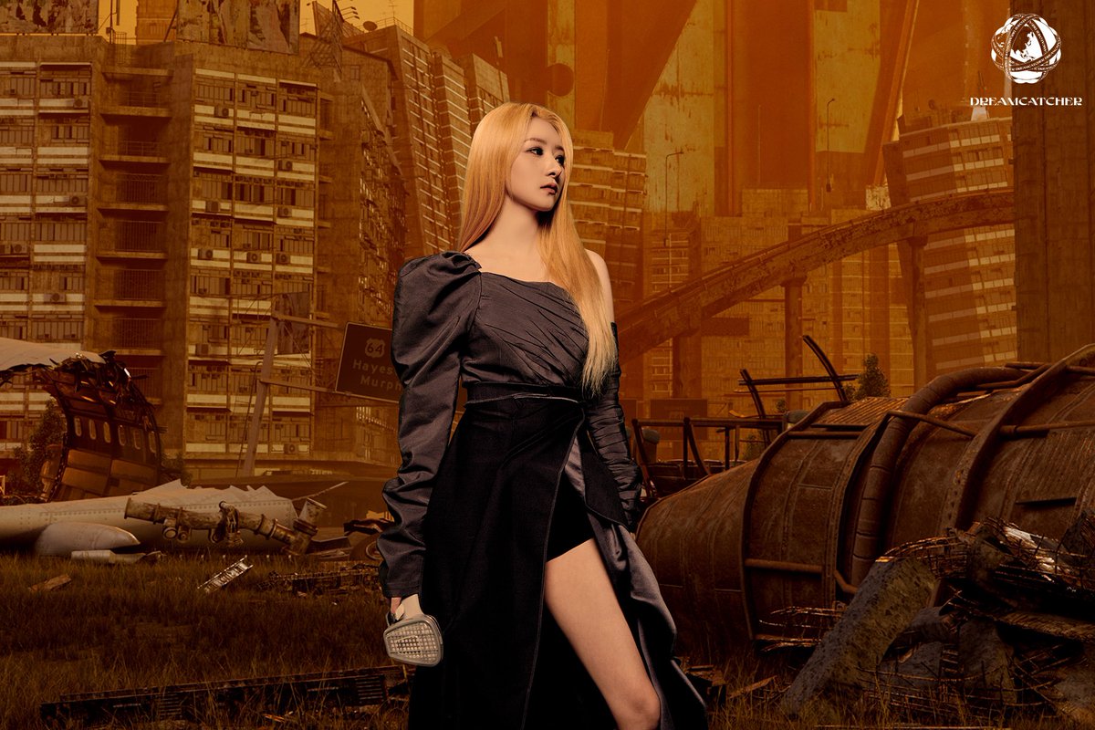 pinkcatcherwife's tweet photo. I have never felt so gay in my life.
#TheMaison
#14SongsOfTheApocalypse
#Dreamcatcher #드림캐쳐 #2nd_Album
#Apocalypse #Save_u https://t.co/j3eXHhUYyW