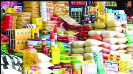 يحدث #ارتفاع_الاسعار  في ظل غياب الرقابة والمحاسبه #وزارة_التجارة و #حماية_المستهلك يتساءل المواطن المسكين اين دور هاتين الجهتين في كبح جماح التجار الجشعين ؟؟ ارتفاع غير مبرر وبشكل قاسٍ اثقل كاهل الكثير
