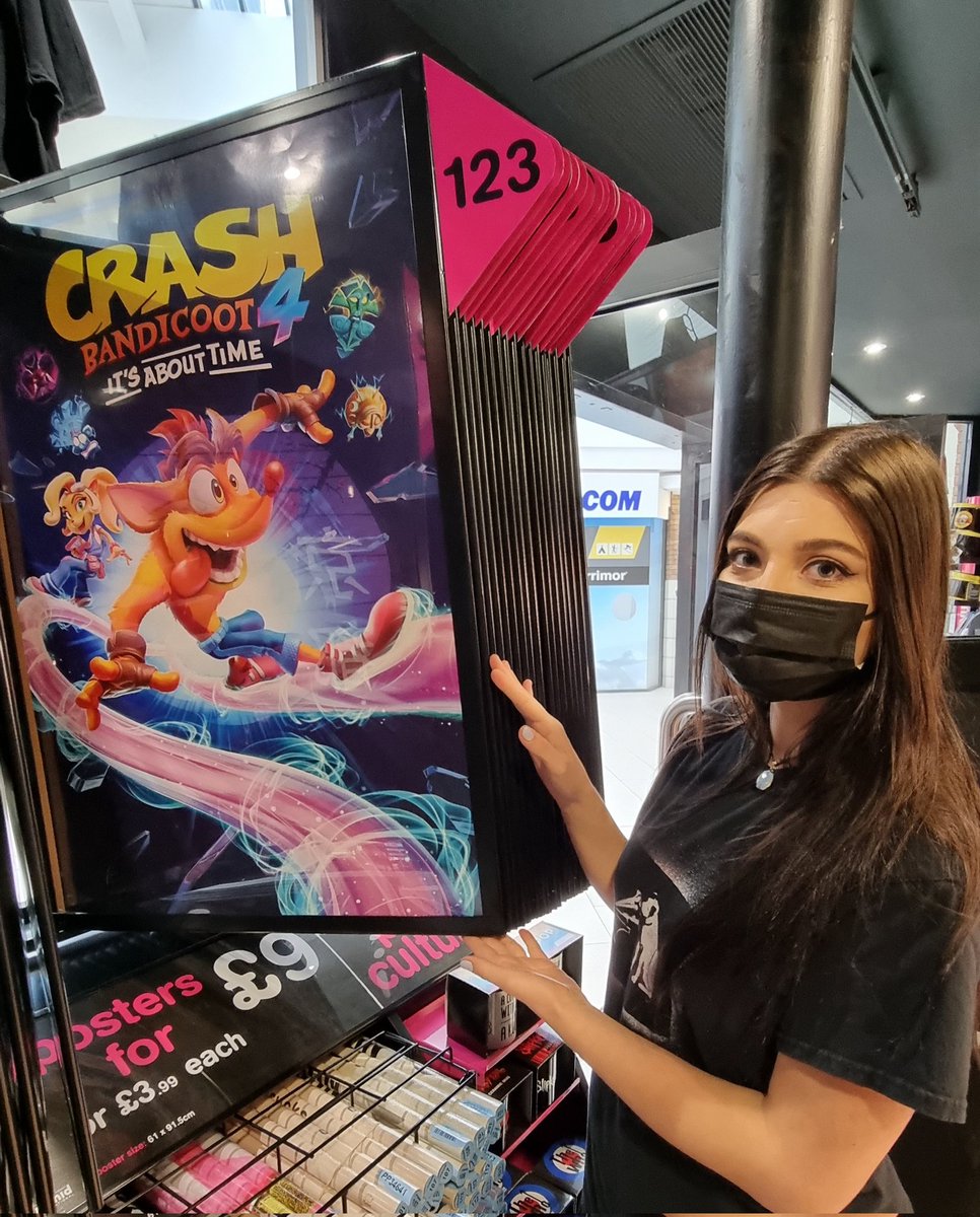 hmvBelfast's tweet photo. Chloe has picked her favourite new poster designs. What do you think of her picks? @GaryWil62648190 @Pyramid_Int @Tazmin_HMV @BeckyMeganCrisp #HmvBelfast #Posters #pyramidposters #popculture https://t.co/rTaslC463c