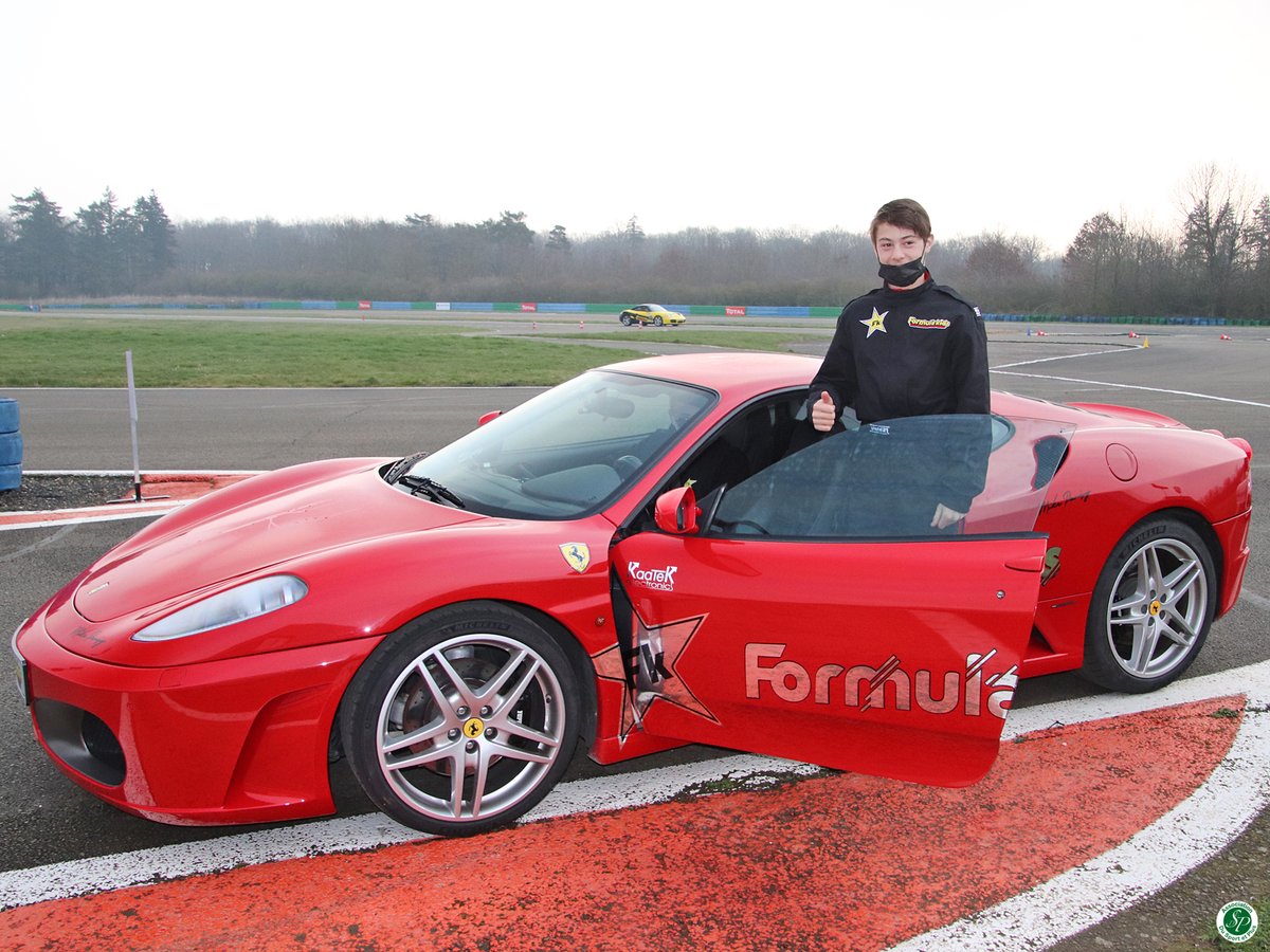 Au début du mois, plusieurs enfants suivis au <a href="/ChDreux/">Hôpital de Dreux</a>  ont pu s'initier à la conduite sur circuit, dans un environnement ludique et sécurisé 👍 Merci à #FormulaKids et à <a href="/MIKEPARISY/">MIKE PARISY</a> pour cette belle matinée, que nos invités ne risquent pas d'oublier 😉 #Hopital #Enfant #DSEP