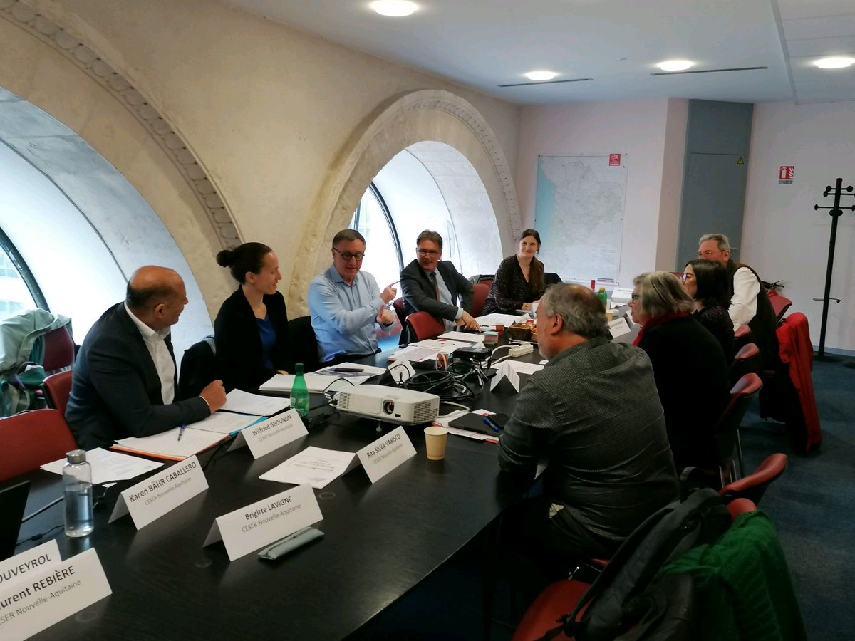 ceserPDL's tweet photo. Les Ceser de l'Atlantique @ceserbretagne @ceserPDL @CESER_Normandie #CeserNA réunis en conseil d'administration à Poitiers sous la Présidence de Jacques Bodreau pour préparer la stratégie de coopération et d'actions. #Europe #prospective #etudes communes. https://t.co/BHEXF1TrNZ