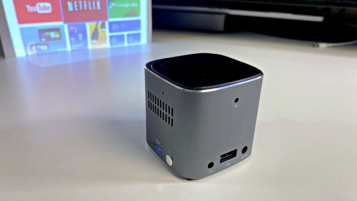 ChigzTechReview's tweet photo. Reviewing an ultra-small LED Video projector. Capable of projecting upto 100" with HDMI inputs to hook up your fav game console. Features Android, 5Ghz Wifi, BT and a 3300mAh Battery.
NEW REVIEW:
▶️ https://t.co/fB7Lc59mdt
---
#MiniProjector #AndroidProjector #Gaming https://t.co/U2zOWlHtPA