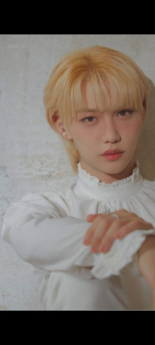 fiesta_ent's tweet photo. —; к сожалению Ли Феликс  расторг контракт и покинул агенство. Роль свободна. https://t.co/6cpcmDEvD9
