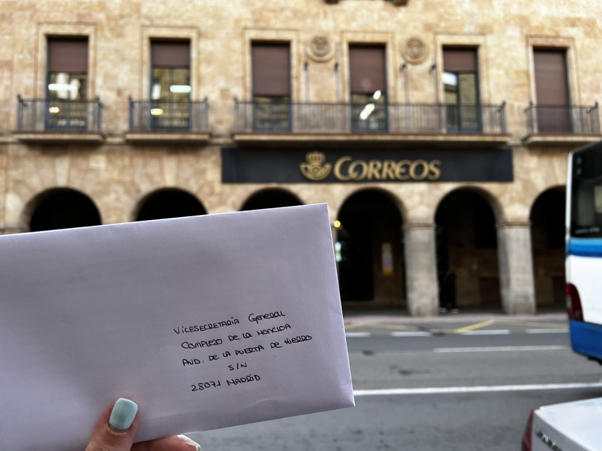 entredunas25's tweet photo. Enviada al Complejo de la Moncloa la declaración contra la nueva postura adoptada por @sanchezcastejon sobre el #SáharaOccidental 

@sanchezcastejon atiende, ¡EL SÁHARA NO SE VENDE! 

#sanchezmarioneta https://t.co/4DR32BewMo