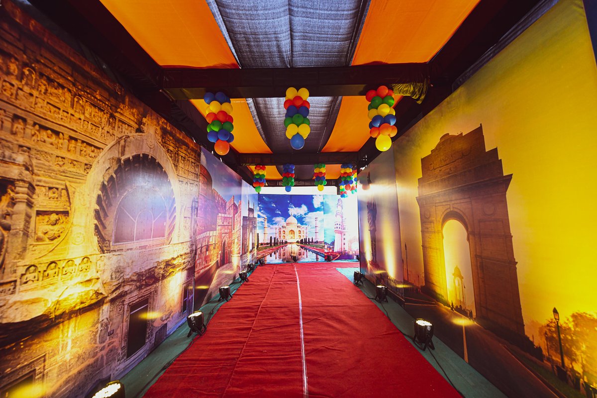 FranchiseeMart's tweet photo. #Indias top #event organization #entertainment sportz started journey with the ambition of becoming a one stop destination for creating enriching event experiences like #CorporateEvent,#WedingEvent #SportsEvents,#CelebrityManagement,for #franchise=>https://t.co/GzqoFNd7bc #google https://t.co/AhG9m4jLsi