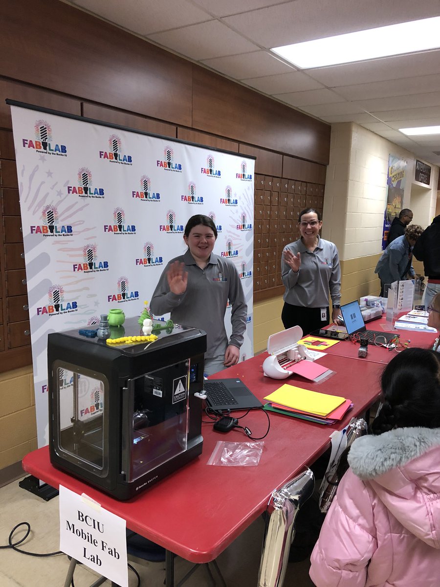 BucksIUSTEAM's tweet image. Our Fab Lab Team had a great night @Neshaminy_SD #STEAMExpo! We brought @makeymakey #Finch @makerbot @FableVision #FabAtSchool so families could see what the #FabLab is all about! KUDOS to the @Neshaminy_SD team for a FABulous event!!