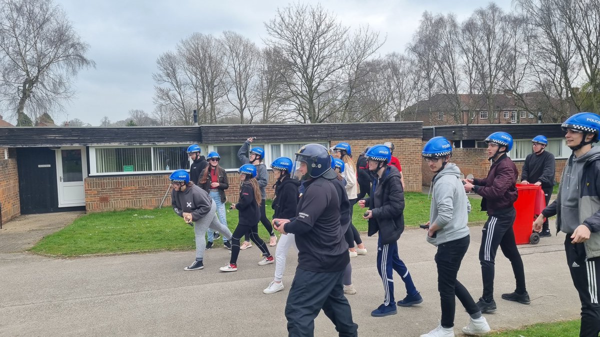 PCDKirkwood's tweet photo. ๐| Thank you to the HE Level 4 and 5 Criminology students from @BishopBurton that supported @Humberbeat with training PSU officers.
A GREAT experience for the students offering an insight into this invaluable department.
#HumbersidePolice
#PSUTraining
#PublicOrderTraining https://t.co/jzMjdteeUc