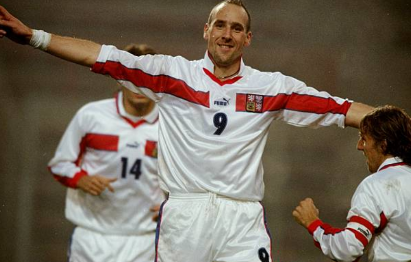 Happy birthday to Karel Poborský (50) and Jan Koller (49). 