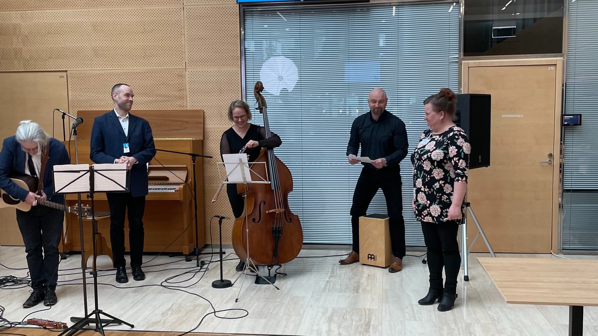 Mielenterveyden tuen polut -hanke huipentuu tänään työpajaan. Ohjelmassa myös livemusiikkia Kevan musiikkitaitureiden tahtiin! Kiitos hankkeessa mukana olleet @Eteva_FI  @Haminankaupunki <a href="/JamsanK/">Jämsän kaupunki</a> @SLN_Kaupunki <a href="/tuusulankunta/">Tuusulan kunta</a>  ja <a href="/aanekoski_city/">Äänekosken kaupunki</a> ja  <a href="/tiina_kesti/">Tiina Kesti</a> /Koho Consulting.