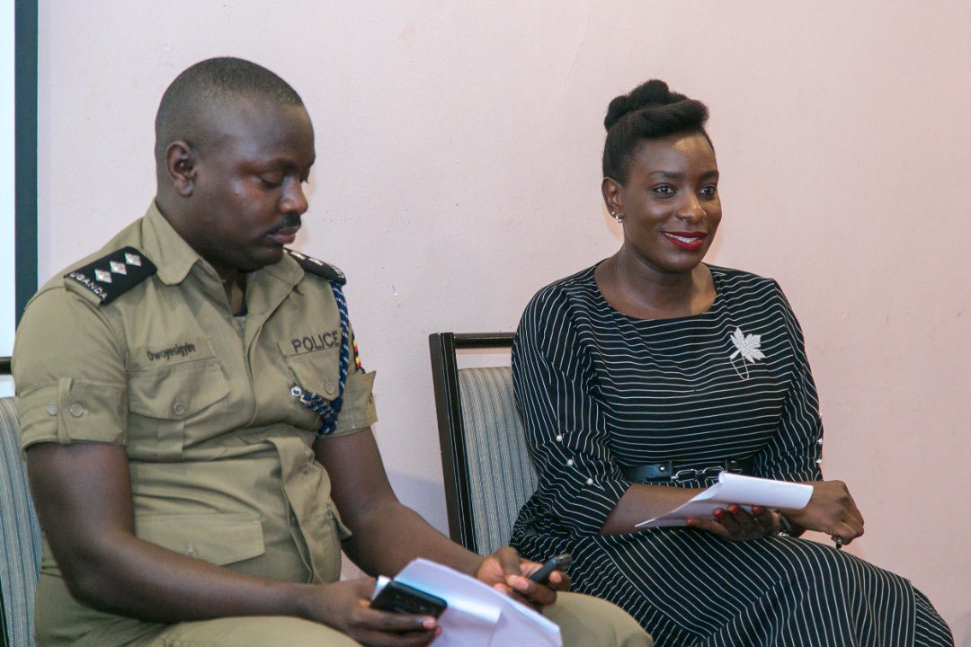 Cepil_Africa's tweet photo. While you exercise the right to cover breaking stories inquire. Then ask questions like what’s your intention? Are you doing it for a good cause? 
Vice President @ug_lawsociety @DianaAngwech

#MediaGuidelinesUg https://t.co/oHfItbSYCJ