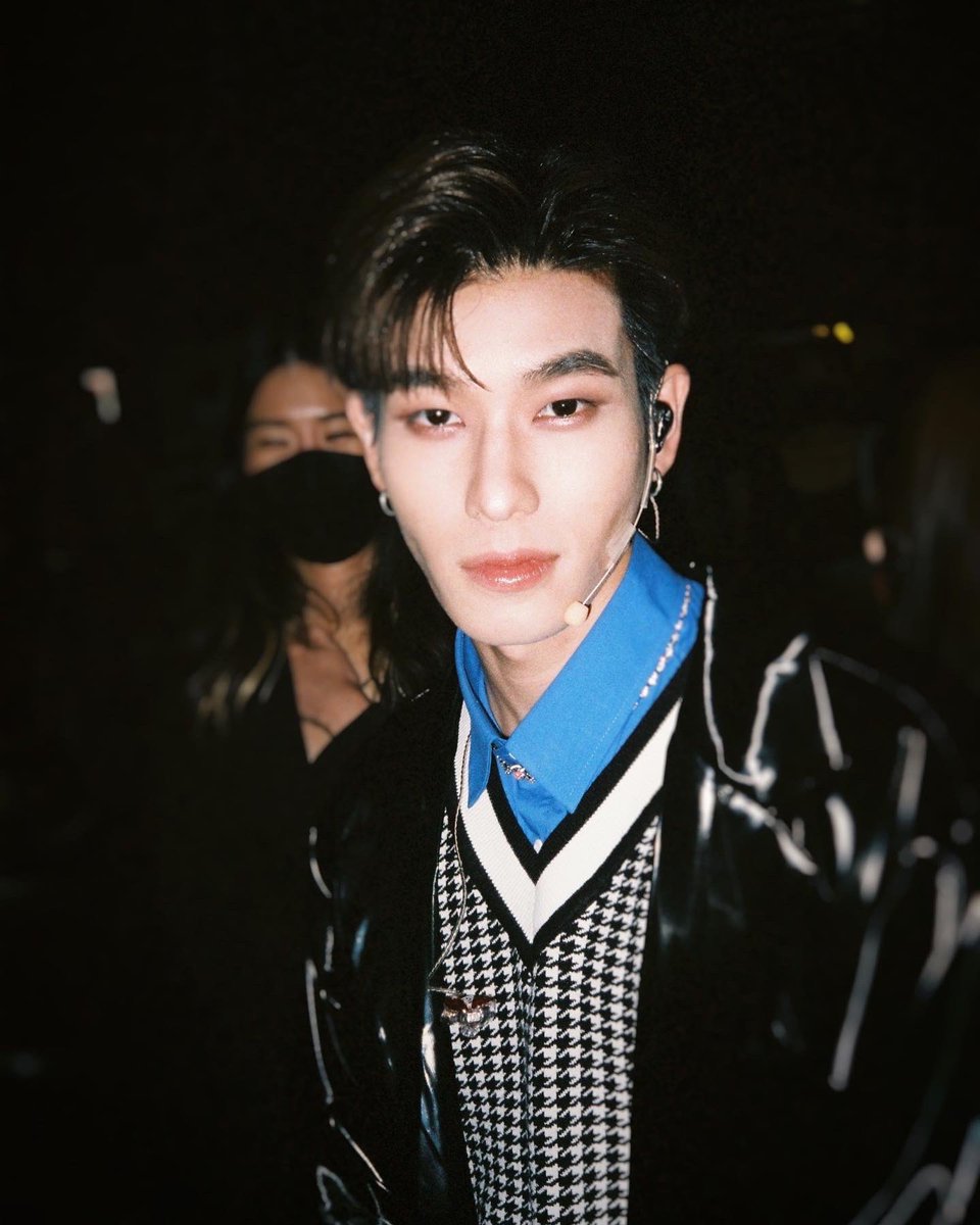 Sunflower (รอลูกแฝดพี่ไส้เป็ดน้องฮะเก๋า) tweet media