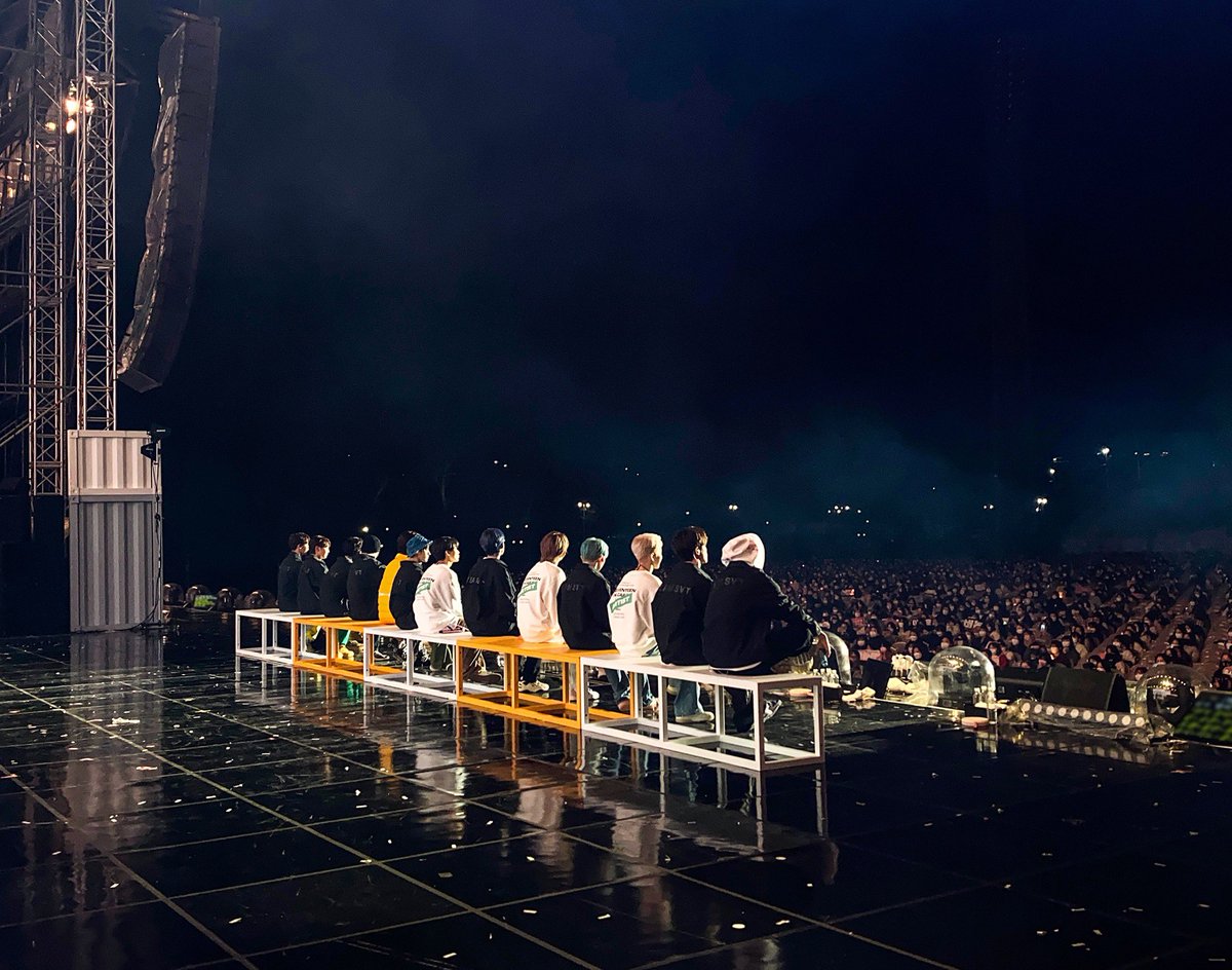verrnoun's tweet photo. Thank you so much carat for awesome time that we spend on carat land! We only set our eyes to you, carat🖤 https://t.co/5a5FX4D2MU