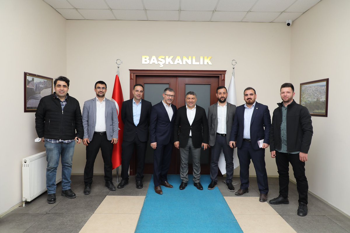 hamzasayir041's tweet photo. Dilovası Girişimciler Sanayi Sitesi Yön. Kur. Baş. sn. İbrahim Yakup Kılıç ve yönetimi ziyaretimize geldiler.

Nazik ziyaretleri için teşekkür ederim.

#YükselenŞehirDilovası https://t.co/lBsdA4yit6