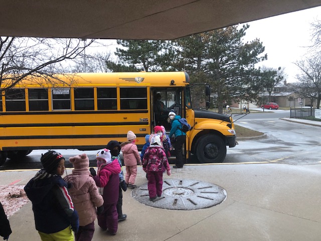 MillersGrovePS's tweet photo. Our first trip!  Ask the kindergarten students how it went!  #GeckosOuting  #SugarBush https://t.co/NlmkoIBf9Z