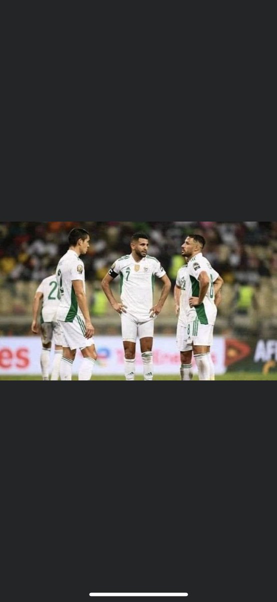 Nos frères se font voler ba on va partager le hashtag comme jamais 🇹🇳🇩🇿❤️
#Replay_Algeria_Cameroon