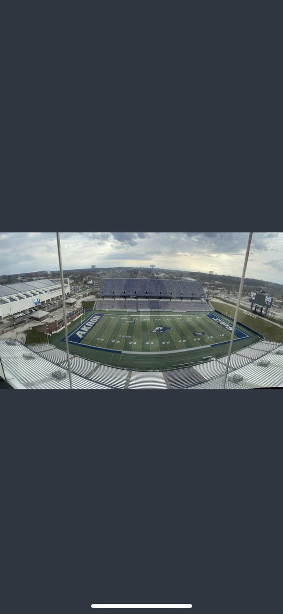 corey_pleasant's tweet photo. Really enjoyed my visit to Akron University today. Thank you to @SamPopper_ for the tour of campus and facilities! @ZipsFB @Coach_TBell  @SMSBFootball #SMSBTakeover #TrustTheProcess https://t.co/0V3VjM1a8L