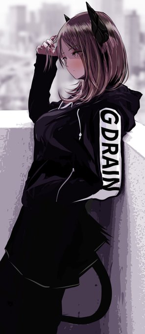 パーカーサキュバス 