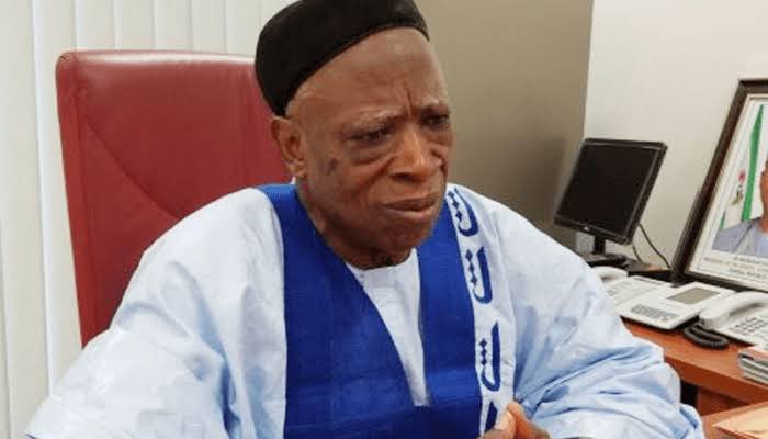 OfficialPDPNig's tweet photo. 2023: @OfficialPDPNig Exposes Plans by @MBuhari Presidency, @OfficialAPCNg to Alter Electoral Act. See details below 👇 https://t.co/2Z1BIhliiC