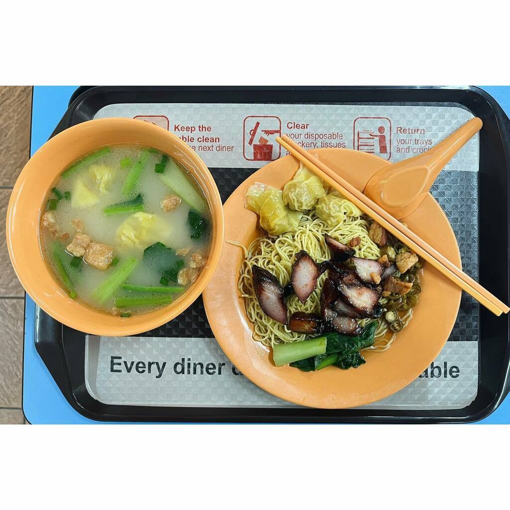 nutzee36's tweet photo. #不見天叉燒 #charsiew #wantonmee #sgeats #sghawker https://t.co/qo1eFBgsHa https://t.co/jqJYvyPEZR
