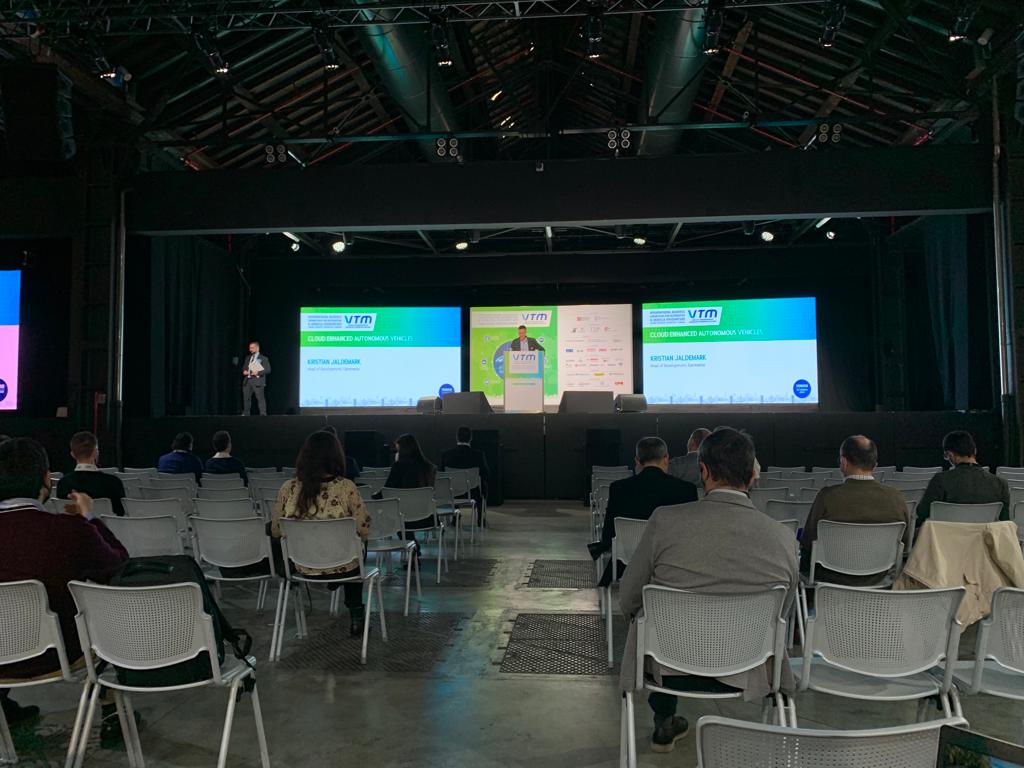 TorinoCityLab's tweet photo. Today the kick-off of the @VehicleMeetings in Turin! @EDeambrogio, Project Manager at #TorinoCityLab & #ctenext is going to illustrate the opportunities of the House of Emerging Technologies of Turin for #startups and #SMEs in the #smartmobility field.
https://t.co/ClBOiG3waU https://t.co/VZv7QQ0tv4