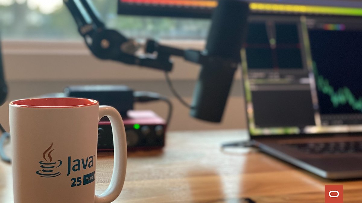 java's tweet image. Want to hear about #Java18 from the folks that worked on it? 🎧
Then tune in to this episode of the Inside Java Podcast, where @chadarimura sat down with @naotoj and @micheltrudeau, along with highlight reels of Julia Boes and Brent Christian! social.ora.cl/6017KsN8V