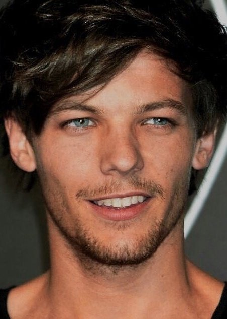 louis's frat boy (@fraterabot) on Twitter photo 