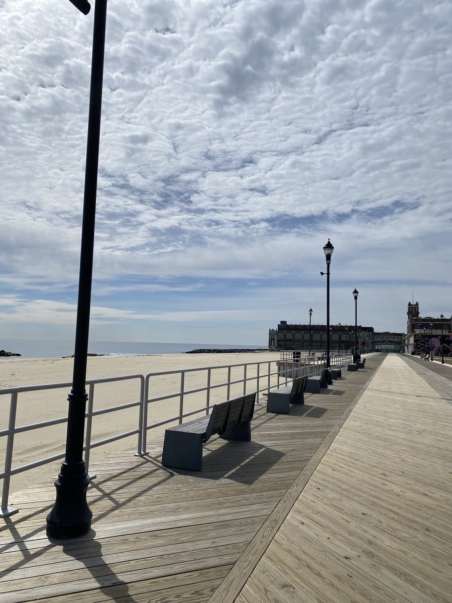 sharonrafter's tweet photo. Boardwalk walk https://t.co/q1niFc1pSe