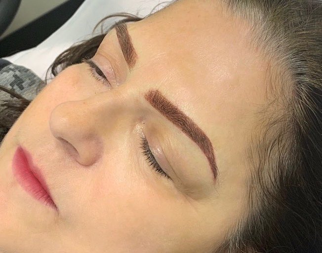 BeauInstitute's tweet photo. Before &amp; After Brow Transformation

🖋 Powder brows w/ Tina Davies pigment
👩‍🎨 PMU Artist Glenda
📍 Beau Institute, Cherry Hill NJ

Tap link here https://t.co/eeVrQsgk8T or call us at 856-727-1411 to schedule your brow appointment w/ Glenda. #cherryhill https://t.co/X6LtHXITuA