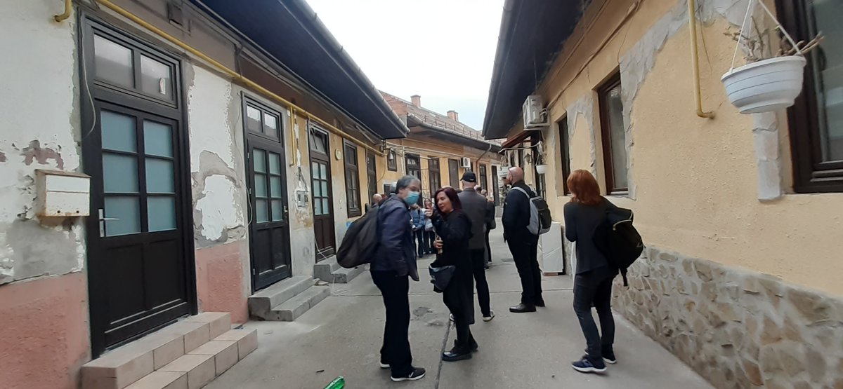 redwell_itn's tweet photo. They guided us in a visit of community-led projects in District 8, including housing, community centres and public spaces. (2/2)
#REDWELLBudapest #sustainability #housingaffordability #sociology #socialhousing #participation https://t.co/9NLvI1q2u5