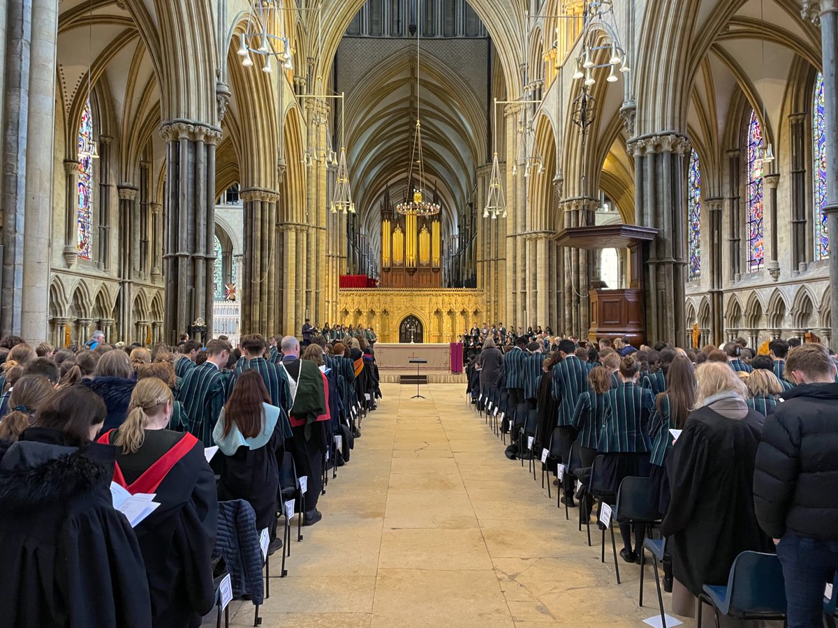 Lincoln Minster School tweet media