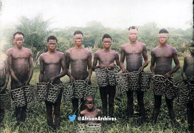 AfricanArchives's tweet photo. King Leopold II’s government declared that rubber harvesting was a necessary tax that would be paid to the crown by those who lived on the land. 
This literally meant that Leopold took the lands and wealth of a people and obliged them to work on their own land as slaves. https://t.co/wnj2vmlYM5
