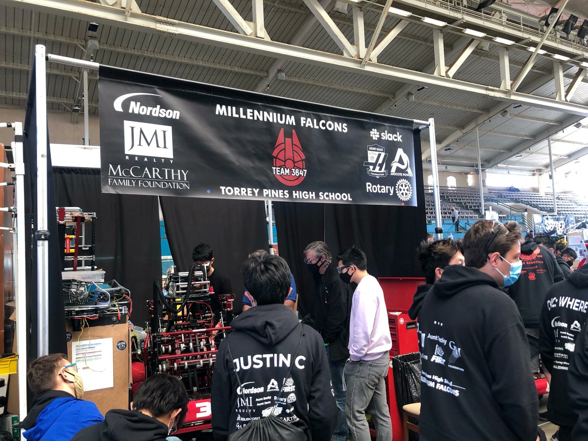 Fabulous event at the robotics competition #RAPIDREACT #FIRSTFORWARD! We love to support you! #morethanrobots <a href="/Nordson_Corp/">Nordson_Corp</a> @NordsonAdhesives <a href="/NordsonMARCH/">Nordson MARCH</a> #morethanrobots <a href="/FRCTeams/">FIRST Robotics Competition</a> @FIRSTtweets @FIRSTCA #omgrobots