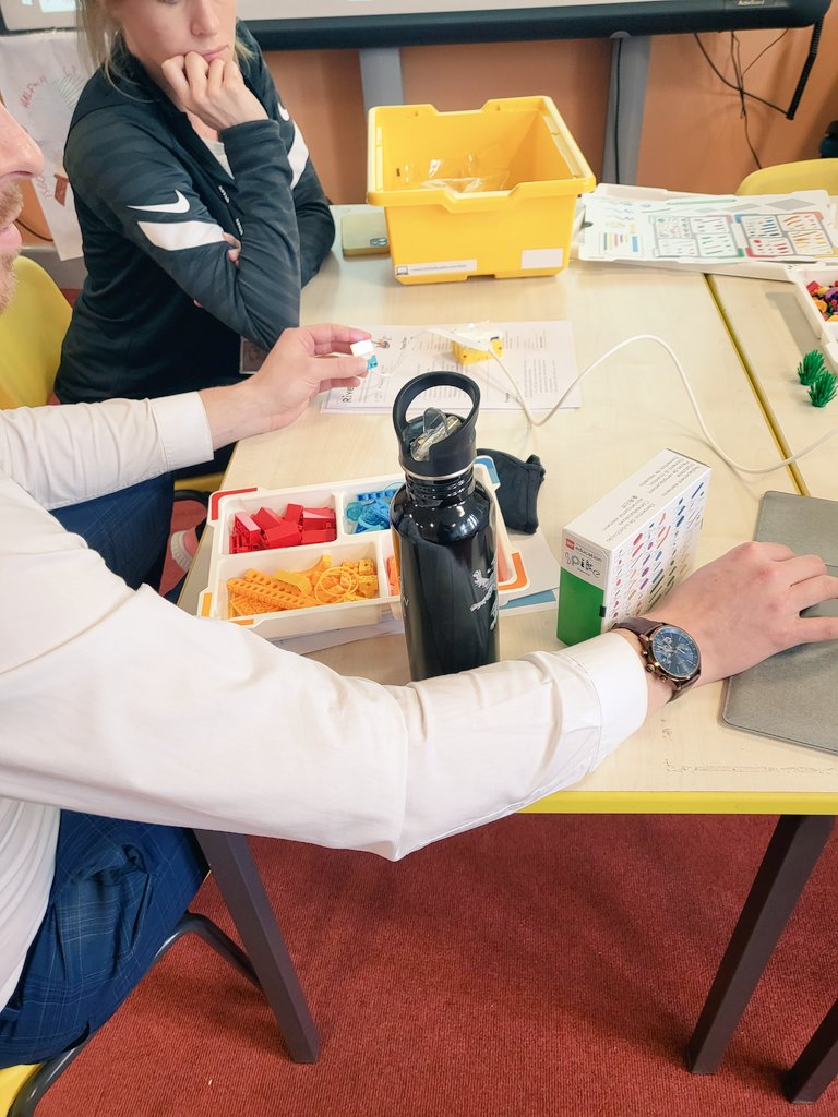 blc_lauramartin's tweet photo. We're so excited to back in a school, face to face with teachers, doing what we do best! Lego and Sphero training with @YsgolHalfway #LegoEducation #STEAMLearning #CodingForSchools #SpheroEdu https://t.co/ns3HDkZg1P