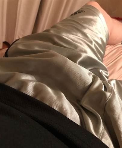 DLfuckboys's tweet photo. Who's hungry bro!? One of my #dl #bros #dlfuckboys #boner #thickpipe #comeandgetit https://t.co/2dJPt8aJQP
