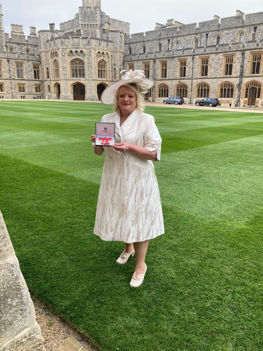 Melanie Coombes. MBE 💙 tweet media