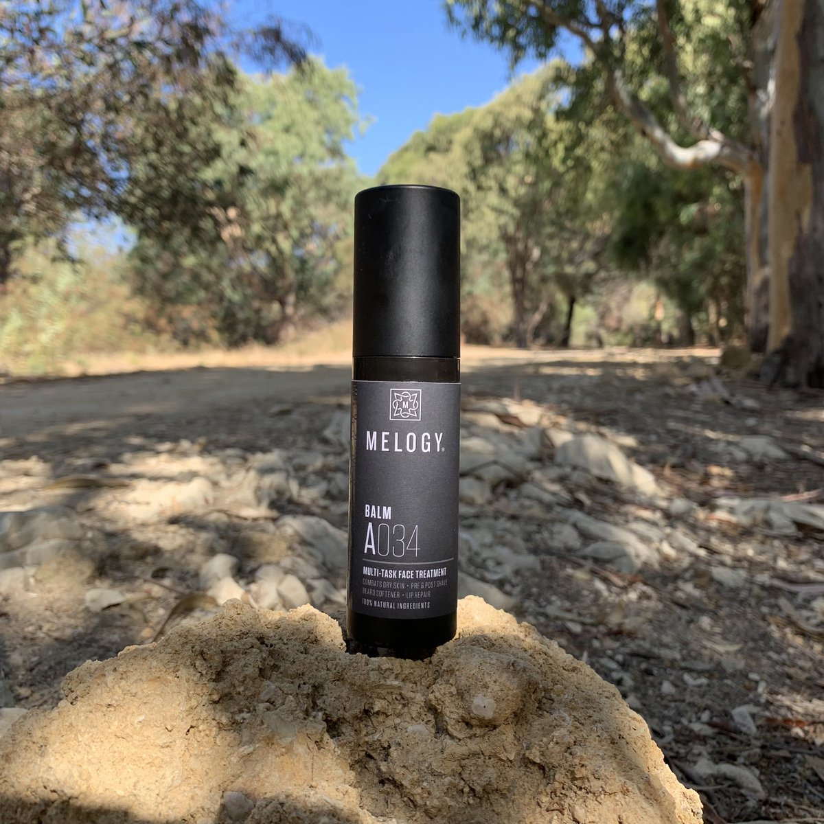 MelogyLondon's tweet photo. No synthetic chemicals, mineral oils, petroleum derivatives or parabens. 

All of the 100% pure and natural plant oils, butters and essential oils are of the highest quality and are organically sourced wherever possible. #natural #organic #skincare #formen #cosmetic #mensskin https://t.co/KMfuRZkPqH
