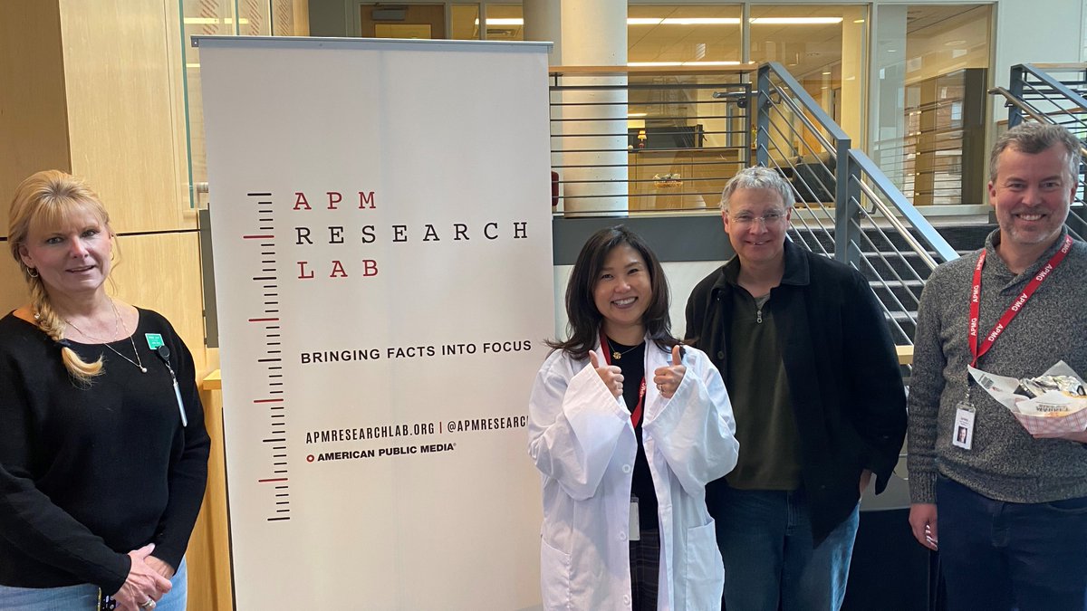 APMResearch's tweet photo. #LabVisitor x 4! Great to see so many @MPR | @AmPubMedia colleagues IRL!
⭐️Michelle Kush, Mgr of Member & Audience Svcs
⭐️Suzi Kim Scott, Communications Director
⭐️@mpopham, Communications (FAREWELL & THANKS Michael!)
⭐️@freelandnelson Executive Director,
@GNelsonCenter https://t.co/uKjckdyPvJ