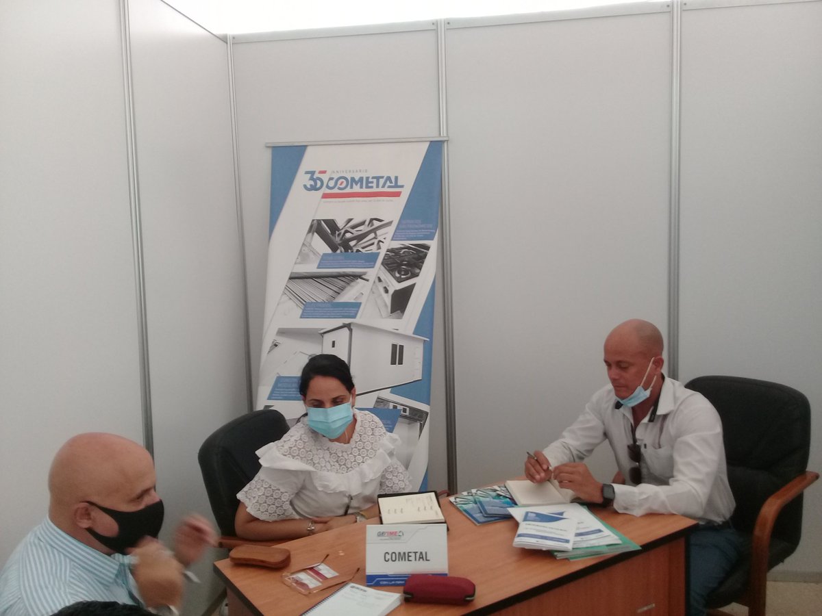 cometalcomunica's tweet photo. Beneficioso encuentro sostenido entre #Cometal y la Compañía Fiduciaria en EXPOCUBA . https://t.co/p11ZRXYS8W