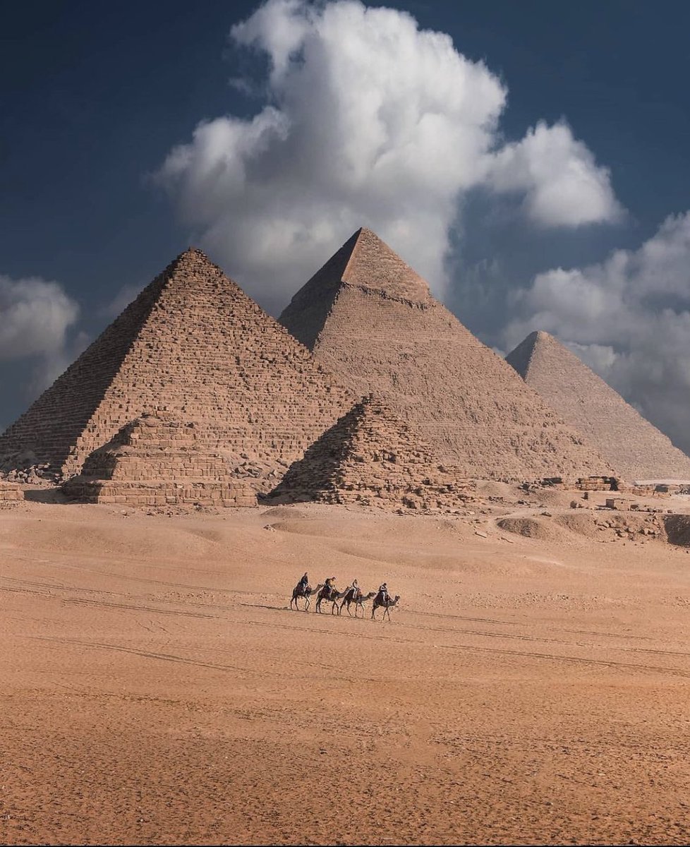 viewsoff's tweet photo. Egypt. https://t.co/U1dIeLolqn