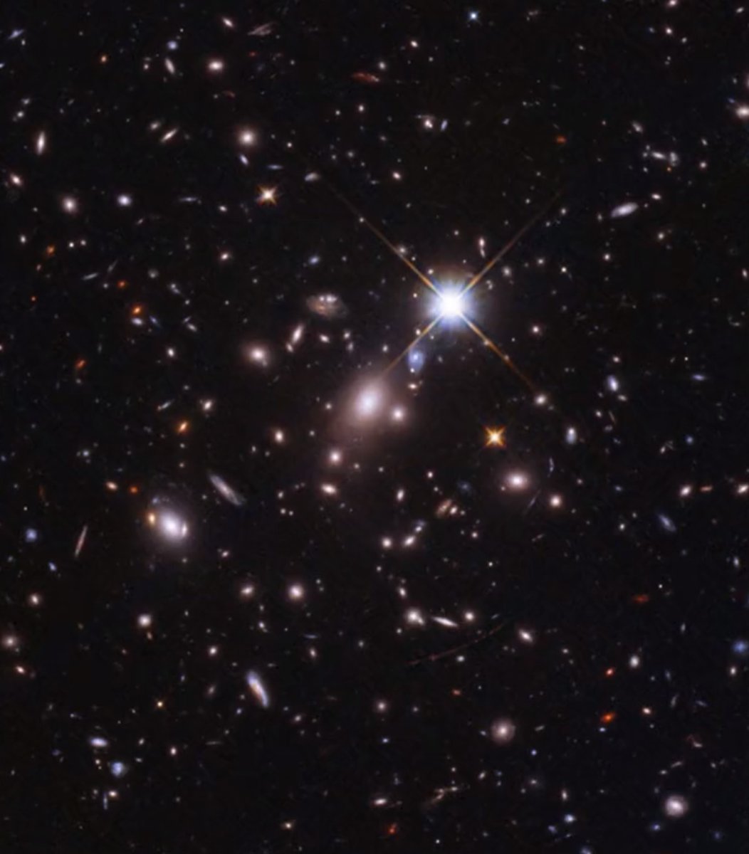 univ_ciencia's tweet photo. #NASA NASA. Telescopio Hubble capturó a "Earendel ", la estrella más lejana que se ha observado #TelescopioHubble 
https://t.co/bOAtYg29ip https://t.co/wSnSvfZP6G