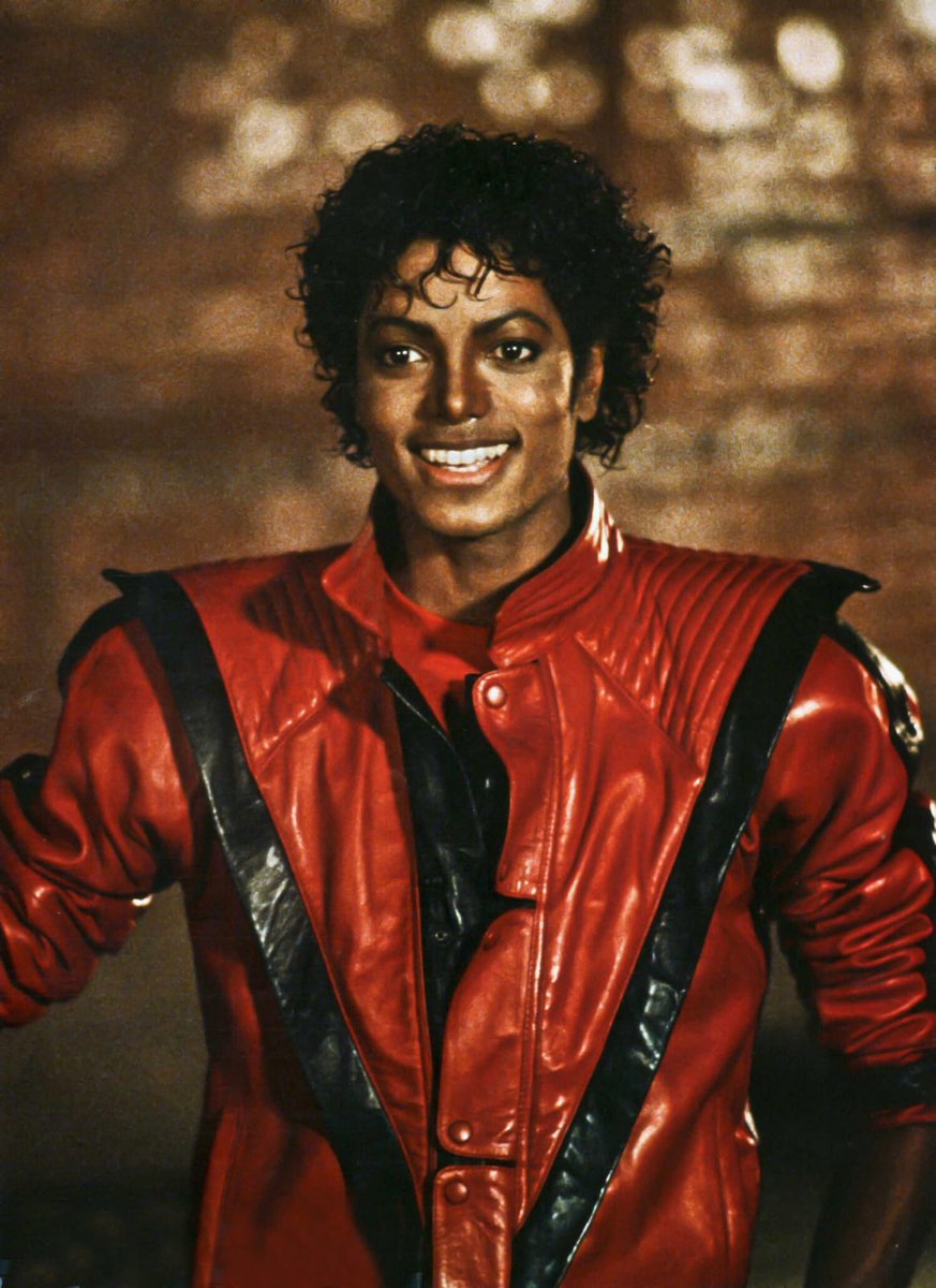 tisejjk's tweet photo. "só acredito pq tem imagens" uma thread sobre coisas do Michael Jackson que até hoje não acredito que aconteceu mesmo https://t.co/Y5jDkskQG4