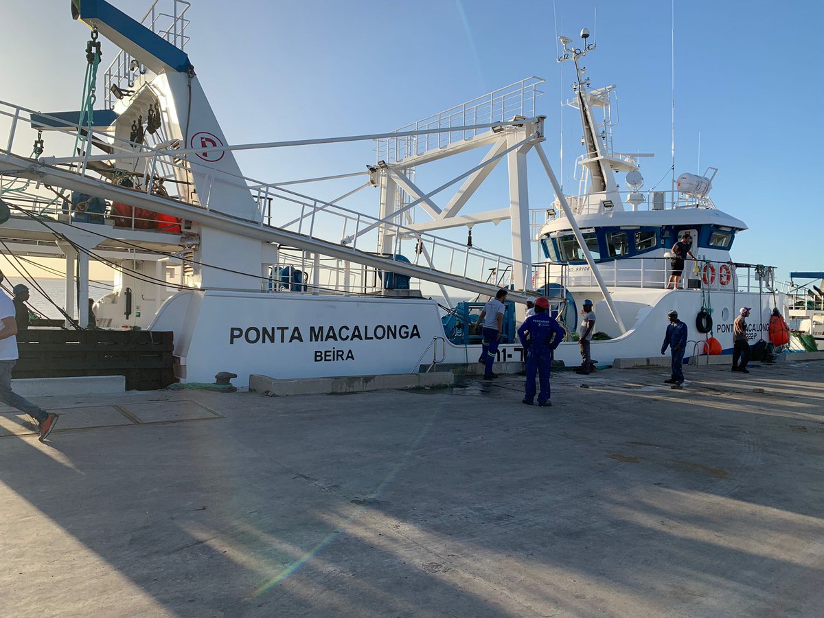 OzerecO's tweet photo. He visitado las impresionantes instalaciones de la empresa #Pescamar 🇲🇿 de @PescanovaCorp 🇪🇸 en #Beira que hace una estupenda labor en formación, creación de empleo y sostenibilidad del recurso en #Mozambique @EmbEspMaputo @MAECgob @ICEXSudafrica https://t.co/F6Ow0tKkjP