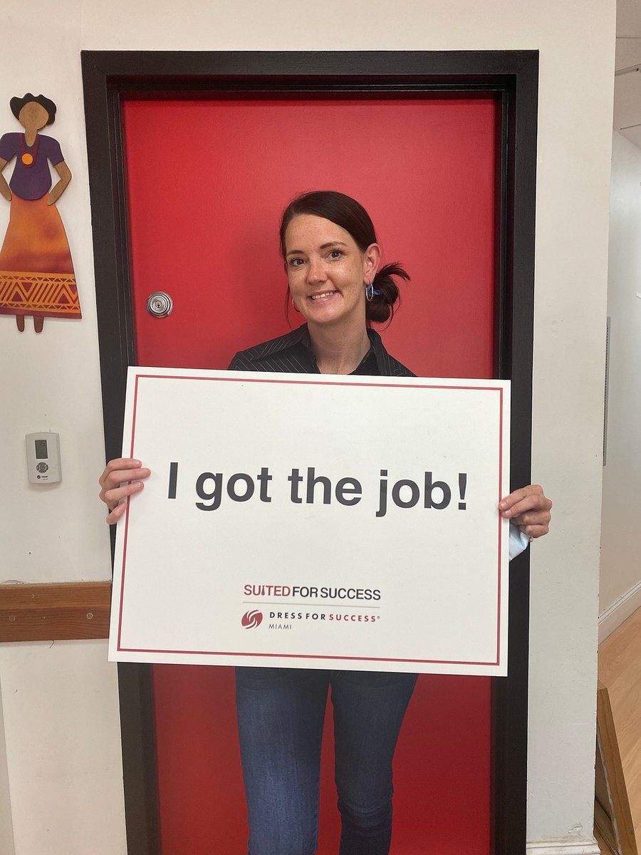 DFSMiami's tweet photo. Congrats, Alicia! Alicia's job search efforts paid off and she received two offers. She started her new job as a manager at Hertz earlier this month, and we helped her dress the part.  #success #empowerment #newjob #igotthejob #employment https://t.co/yXKciQqIXt