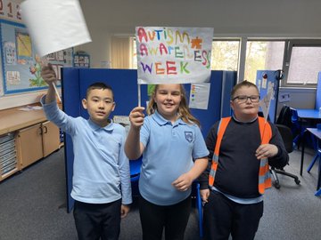 Chatelherault Primary School Aiming High Working Together