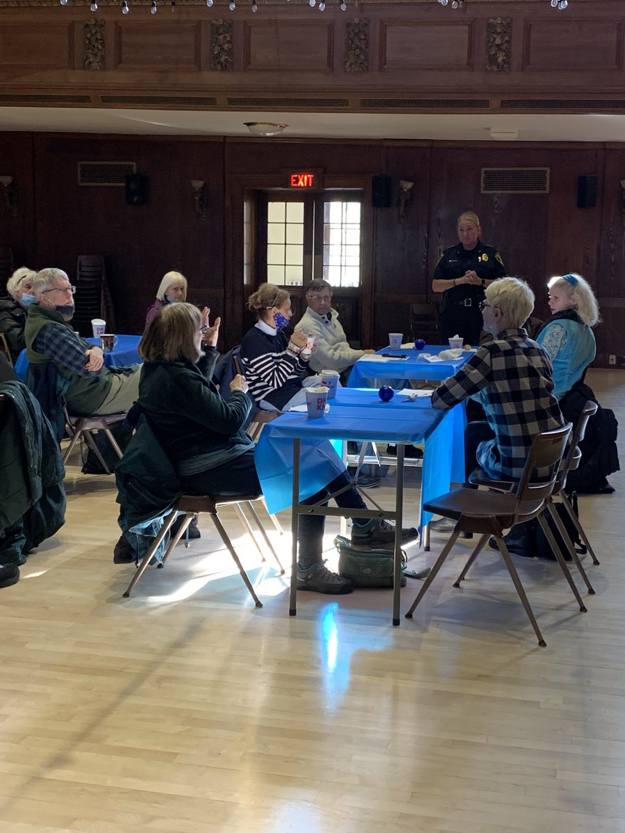 ArlingtonMAPD's tweet photo. The turnout was great at todays #CoffeeWithTheChief! Conversations were very informative, including information about scams and theft prevention. 

Thank you to all of the #ArlingtonMA residents who came &amp; to all of the town employees who helped set up! https://t.co/xW38BhaY2T