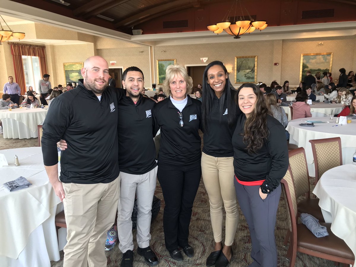 Great job by Ellen Turner and our leadership conference facilitators for leading our conference today <a href="/ciacsports/">CIAC Sports</a> <a href="/TheDayCTsports/">The Day sports</a> #eccleadership22