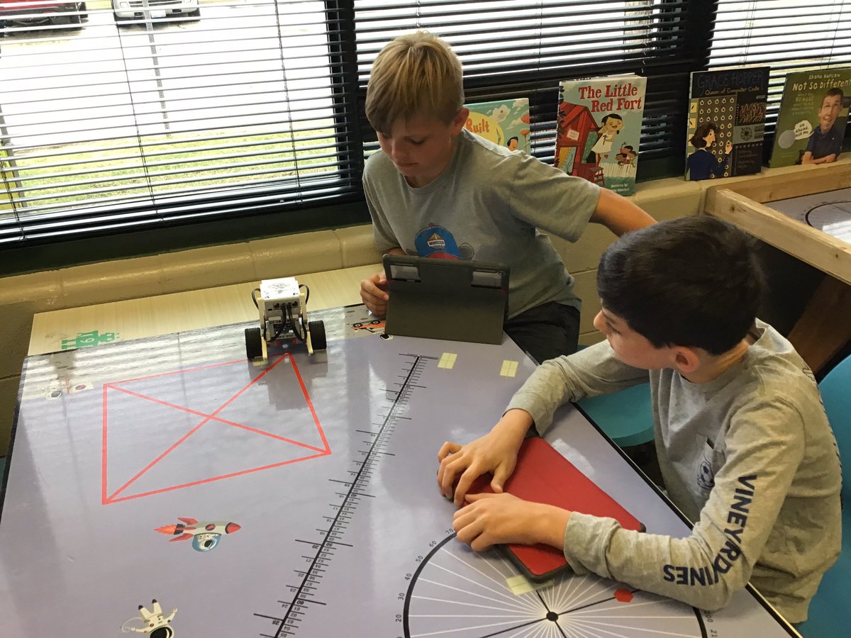 Mrs.Barry 5th North Barrington tweet media