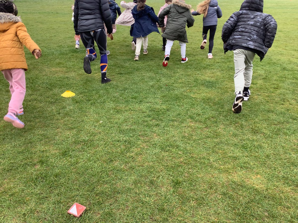HeathfieldPNS's tweet image. It’s our last morning at PGL. A spot of orienteering first… #eagertolearn