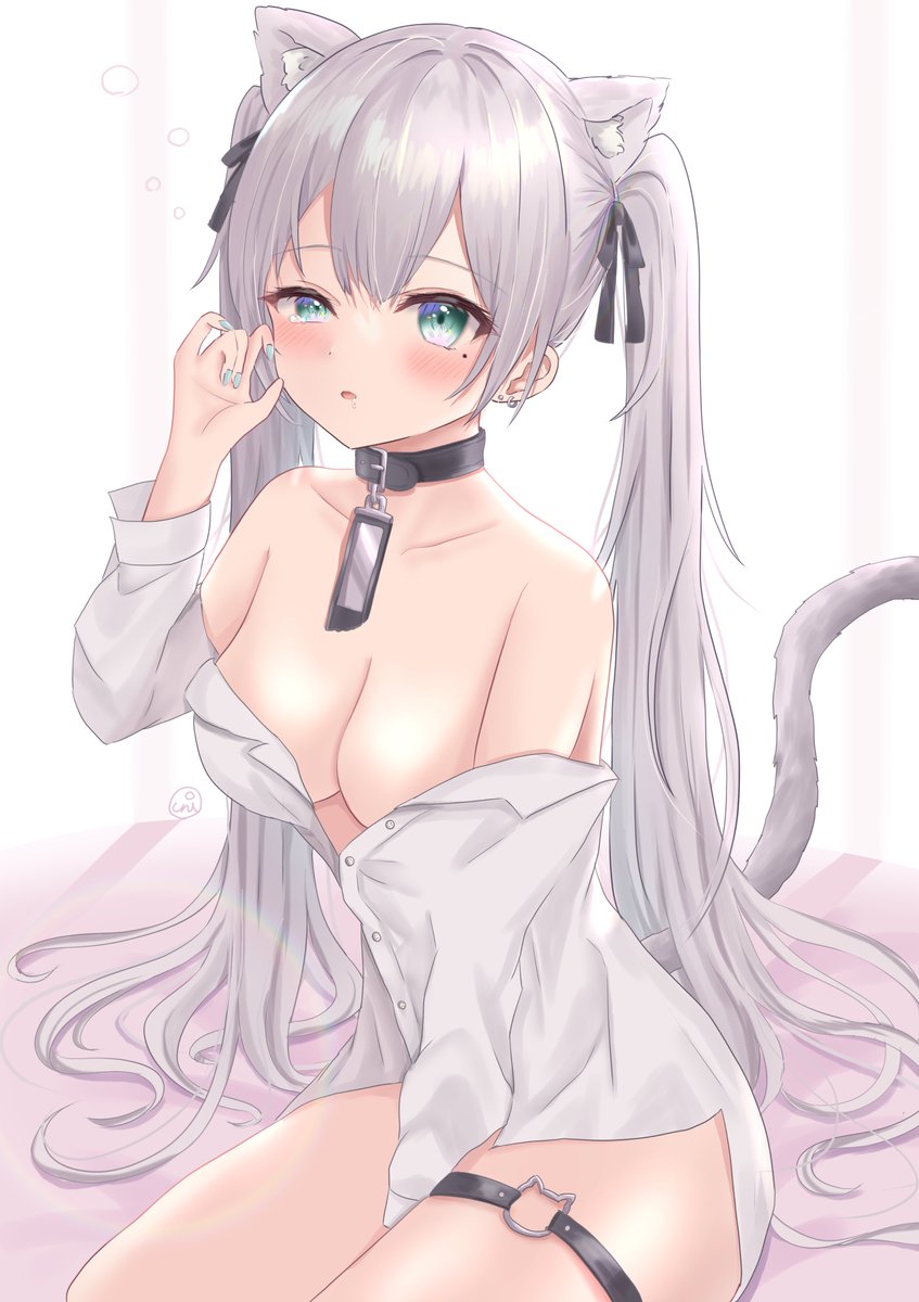 #今月描いた絵を晒そう
あげたのは4枚だけど裏で描いたのが10枚以上・・・・・😇😇😇😇😇😇